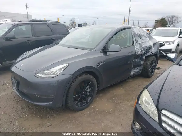 7SAYGDEEXNF572151 2022 TESLA MODEL Y - Image 2
