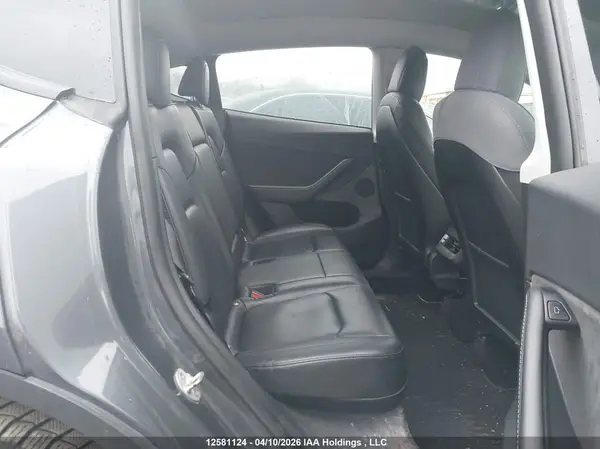 7SAYGDEEXNF572151 2022 TESLA MODEL Y - Image 8