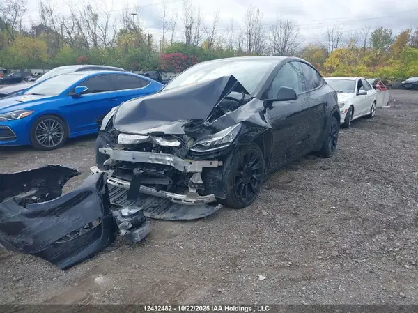 7SAYGDEEXNF575342 2022 TESLA MODEL Y - Image 2