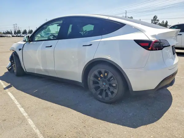 7SAYGDEEXPA025980 2023 TESLA MODEL Y - Image 2