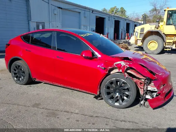 7SAYGDEEXPA030418 2023 TESLA MODEL Y - Image 1