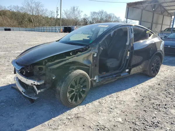 7SAYGDEEXPA031956 2023 TESLA MODEL Y - Image 1
