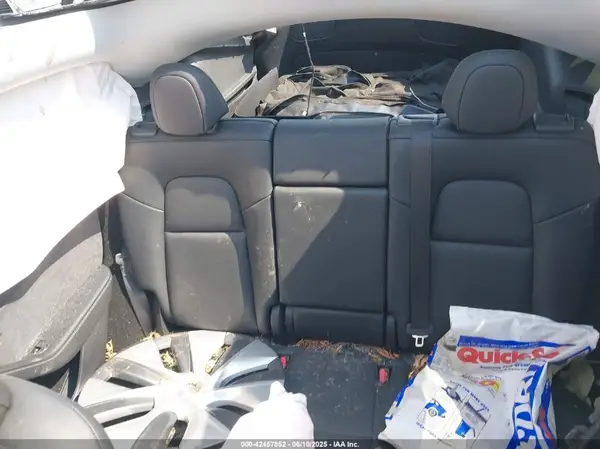 7SAYGDEEXPA034663 2023 TESLA MODEL Y - Image 8