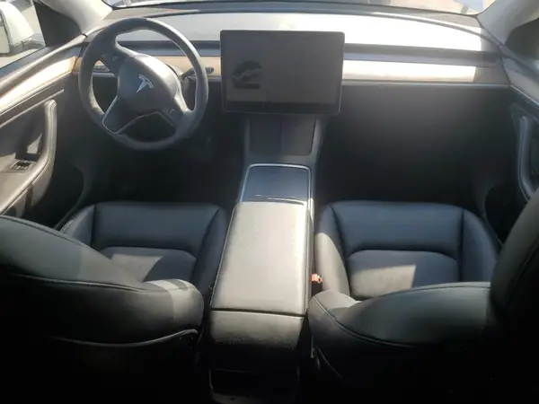 7SAYGDEEXPA036073 2023 TESLA MODEL Y - Image 8