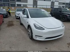 7SAYGDEEXPA037191 2023 TESLA MODEL Y