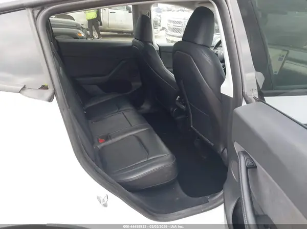 7SAYGDEEXPA037191 2023 TESLA MODEL Y - Image 8