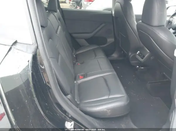 7SAYGDEEXPA044335 2023 TESLA MODEL Y - Image 8