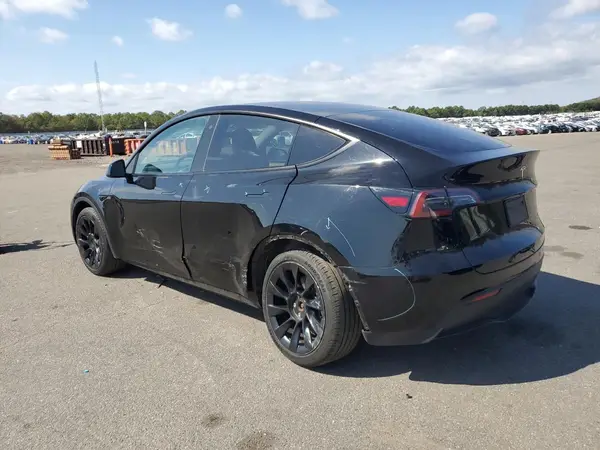 7SAYGDEEXPA052080 2023 TESLA MODEL Y - Image 2