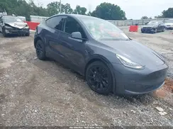 7SAYGDEEXPA053682 2023 TESLA MODEL Y
