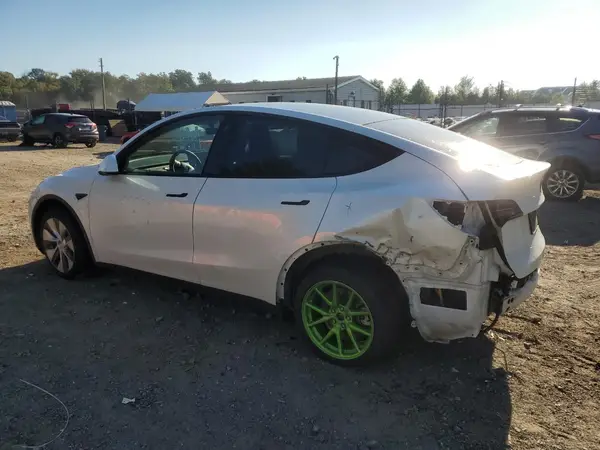 7SAYGDEEXPA056078 2023 TESLA MODEL Y - Image 2