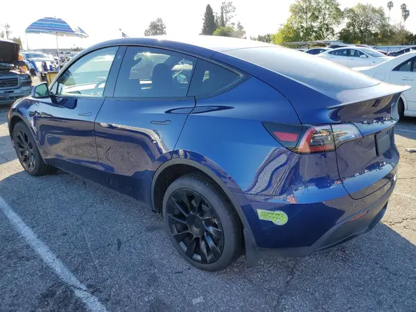 7SAYGDEEXPA057571 2023 TESLA MODEL Y - Image 2