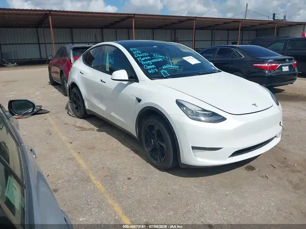 7SAYGDEEXPA061121 2023 TESLA MODEL Y - Image 1