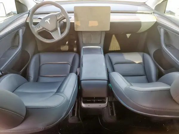 7SAYGDEEXPA071633 2023 TESLA MODEL Y - Image 8