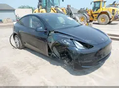 7SAYGDEEXPA083135 2023 TESLA MODEL Y