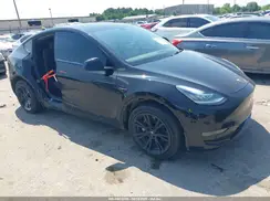 7SAYGDEEXPA087718 2023 TESLA MODEL Y