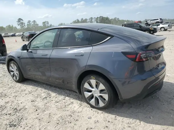 7SAYGDEEXPA088951 2023 TESLA MODEL Y - Image 2