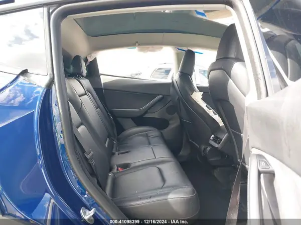 7SAYGDEEXPA091039 2023 TESLA MODEL Y - Image 8