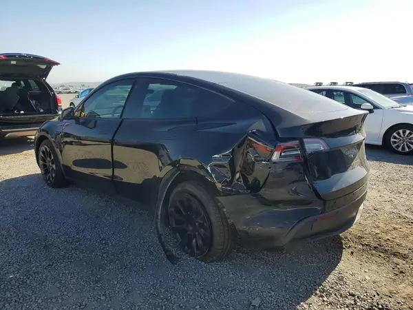 7SAYGDEEXPA102766 2023 TESLA MODEL Y - Image 2