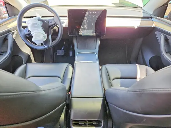 7SAYGDEEXPA104467 2023 TESLA MODEL Y - Image 8