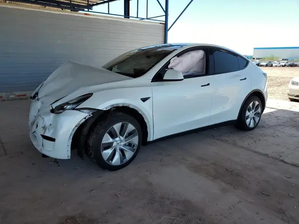 7SAYGDEEXPA107384 2023 TESLA MODEL Y - Image 1