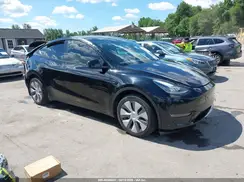 7SAYGDEEXPA109300 2023 TESLA MODEL Y