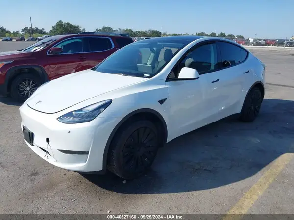 7SAYGDEEXPA123374 2023 TESLA MODEL Y - Image 2