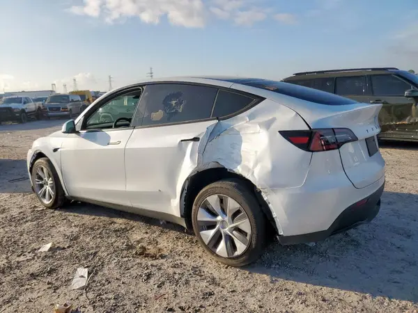7SAYGDEEXPA126226 2023 TESLA MODEL Y - Image 2