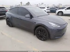 7SAYGDEEXPA128932 2023 TESLA MODEL Y