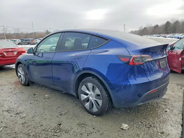 7SAYGDEEXPA135248 2023 TESLA MODEL Y - Image 2
