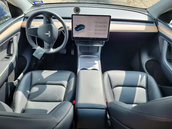7SAYGDEEXPA136867 2023 TESLA MODEL Y - Image 8