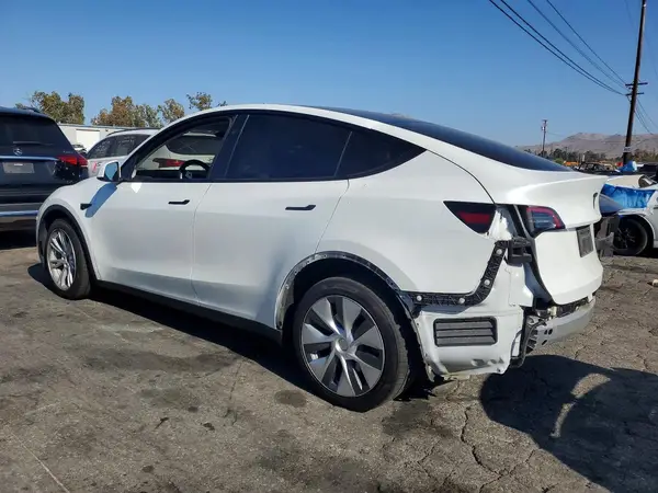 7SAYGDEEXPA153779 2023 TESLA MODEL Y - Image 2