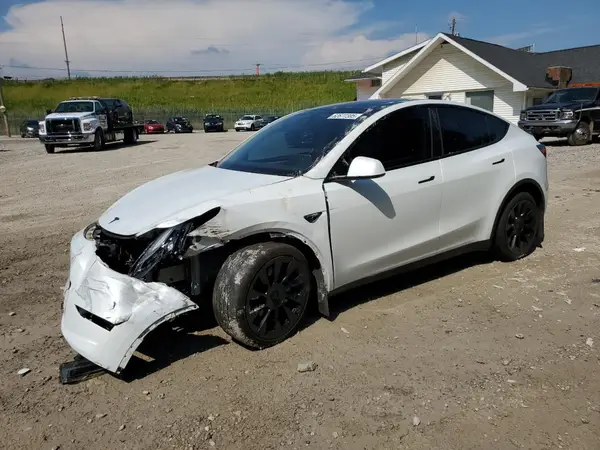 7SAYGDEEXPA153989 2023 TESLA MODEL Y - Image 1