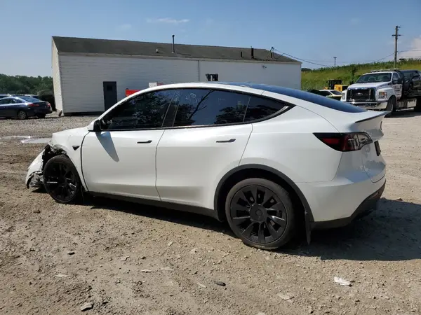 7SAYGDEEXPA153989 2023 TESLA MODEL Y - Image 2