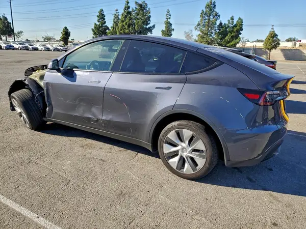 7SAYGDEEXPA156004 2023 TESLA MODEL Y - Image 2