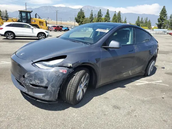7SAYGDEEXPA157332 2023 TESLA MODEL Y - Image 1