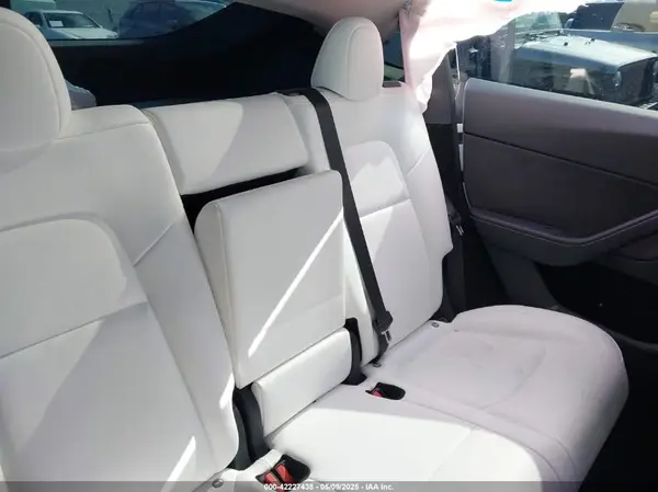 7SAYGDEEXPA163535 2023 TESLA MODEL Y - Image 8