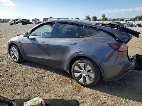 7SAYGDEEXPA164250 2023 TESLA MODEL Y - Image 2