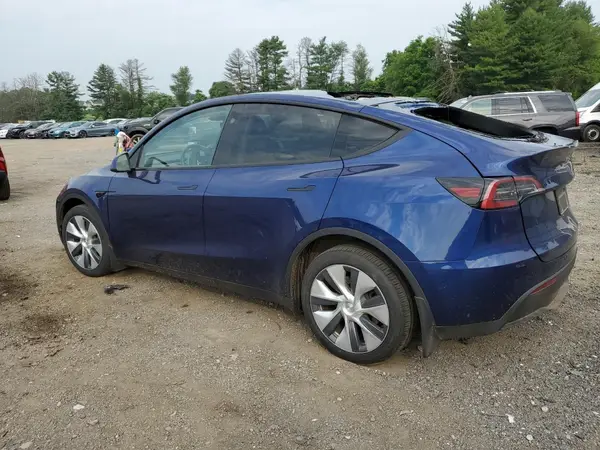 7SAYGDEEXPA170887 2023 TESLA MODEL Y - Image 2