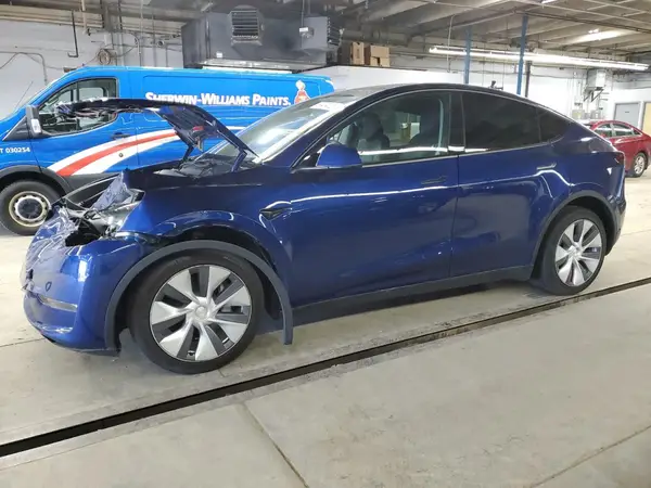 7SAYGDEEXPA171666 2023 TESLA MODEL Y - Image 1