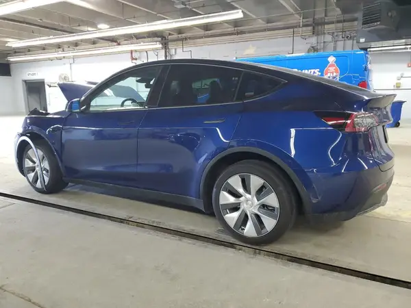 7SAYGDEEXPA171666 2023 TESLA MODEL Y - Image 2