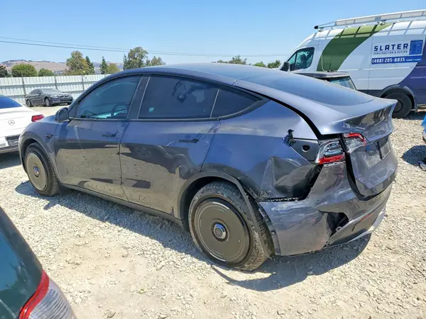 7SAYGDEEXPA172557 2023 TESLA MODEL Y - Image 2