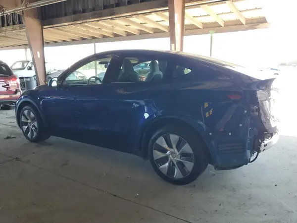 7SAYGDEEXPA177676 2023 TESLA MODEL Y - Image 2