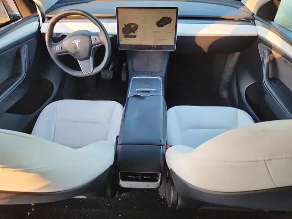 7SAYGDEEXPA183803 2023 TESLA MODEL Y - Image 8