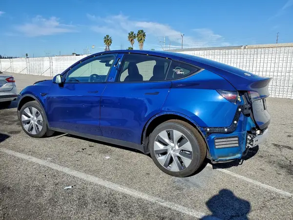 7SAYGDEEXPA186703 2023 TESLA MODEL Y - Image 2