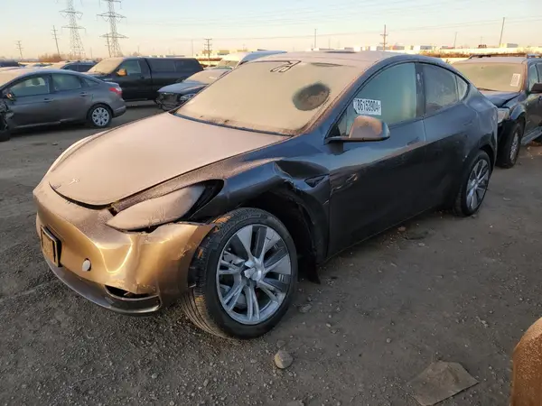 7SAYGDEEXPA188113 2023 TESLA MODEL Y - Image 1