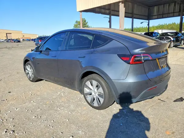 7SAYGDEEXPA188547 2023 TESLA MODEL Y - Image 2