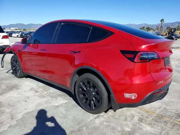 7SAYGDEEXPA192372 2023 TESLA MODEL Y - Image 2