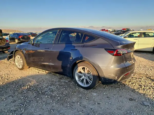 7SAYGDEEXPA205041 2023 TESLA MODEL Y - Image 2