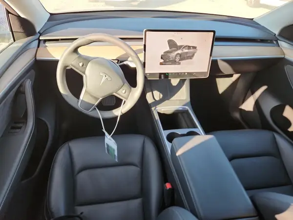 7SAYGDEEXPA210143 2023 TESLA MODEL Y - Image 8