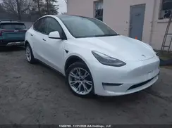 7SAYGDEEXPF596114 2023 TESLA MODEL Y